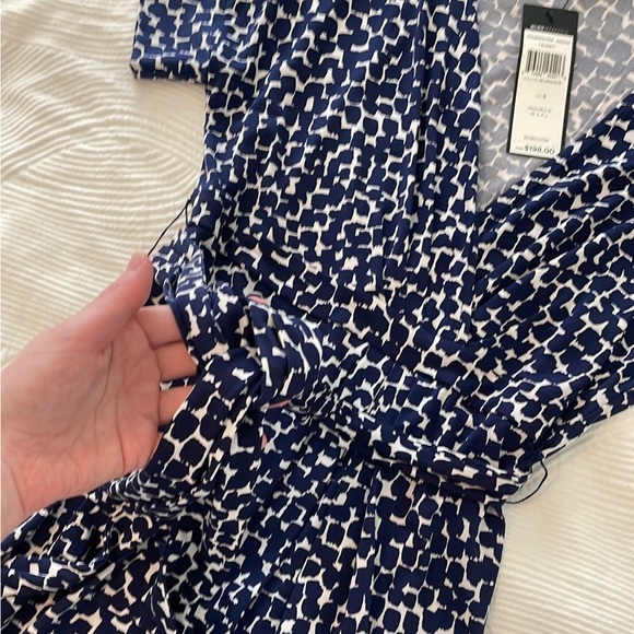 New BCBG Maxazria Summer Dress - Picture 3 of 4